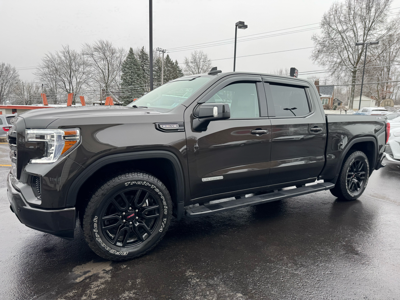 2022 GMC Sierra 1500 Limited 4WD Crew Cab 147" Elevation