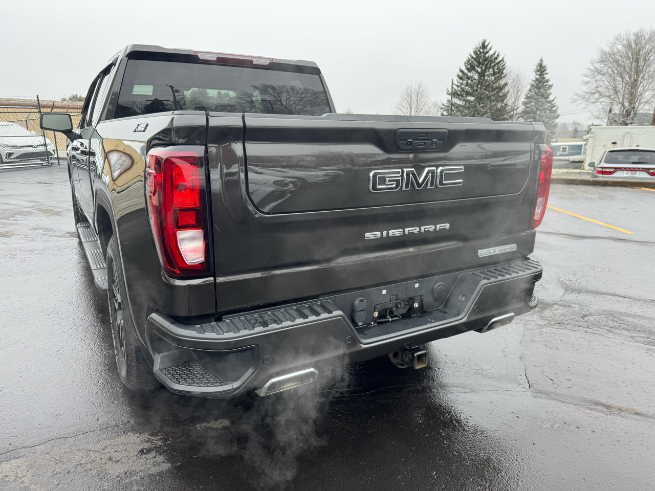 GMC Sierra 1500 Limited 4WD Crew Cab 147" Elevation 2022