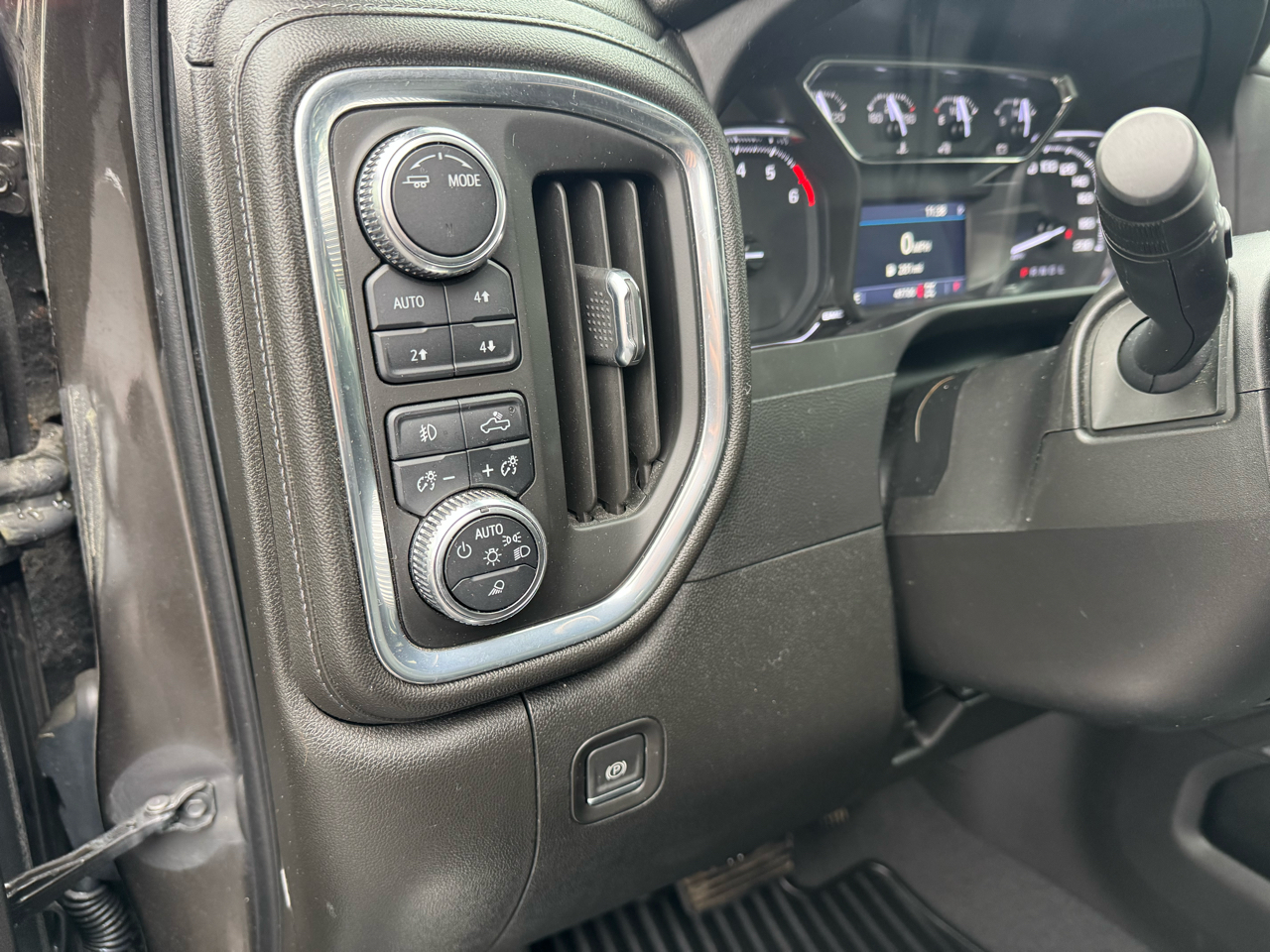 GMC Sierra 1500 Limited 4WD Crew Cab 147" Elevation 2022