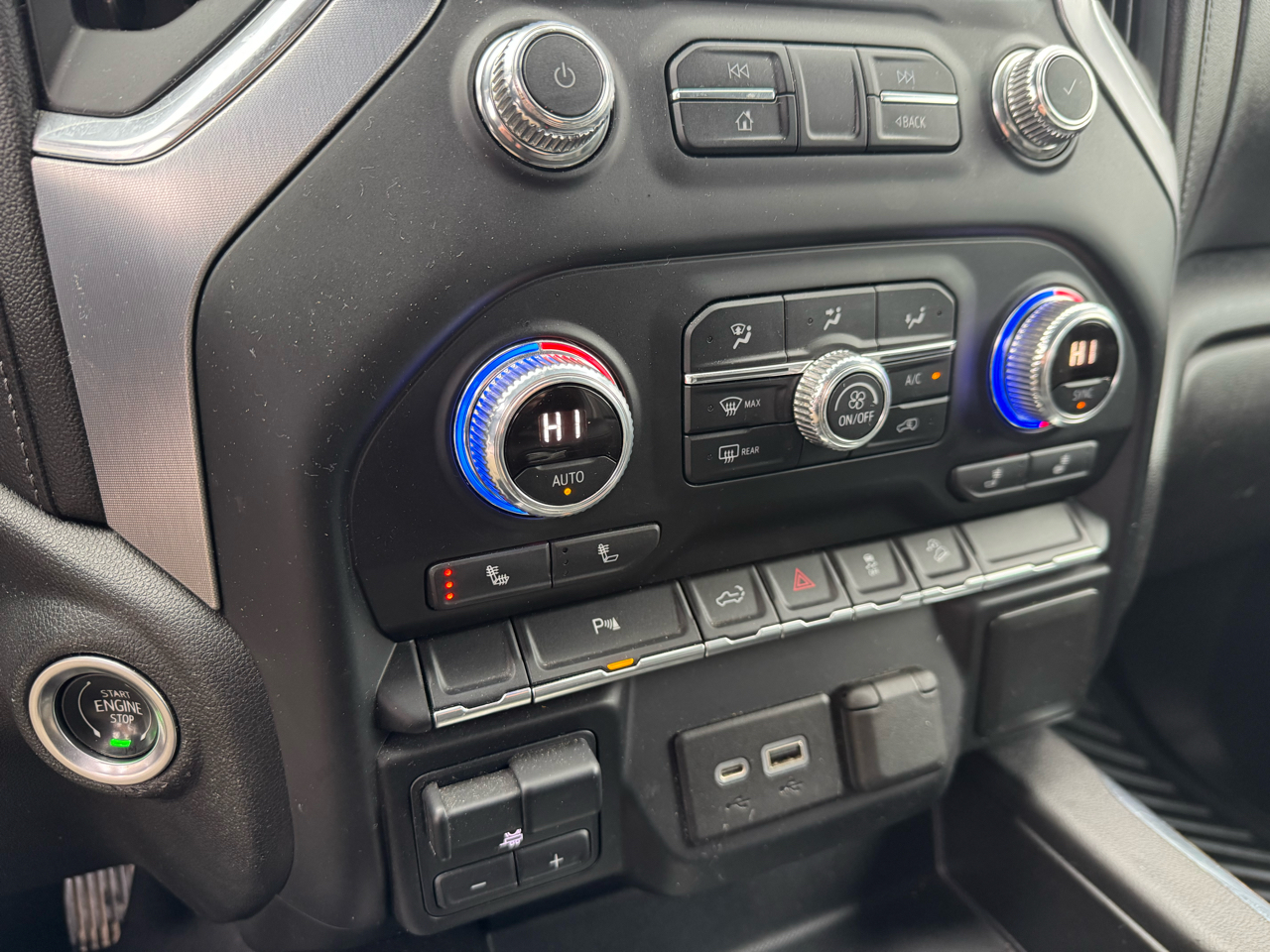 GMC Sierra 1500 Limited 4WD Crew Cab 147" Elevation 2022