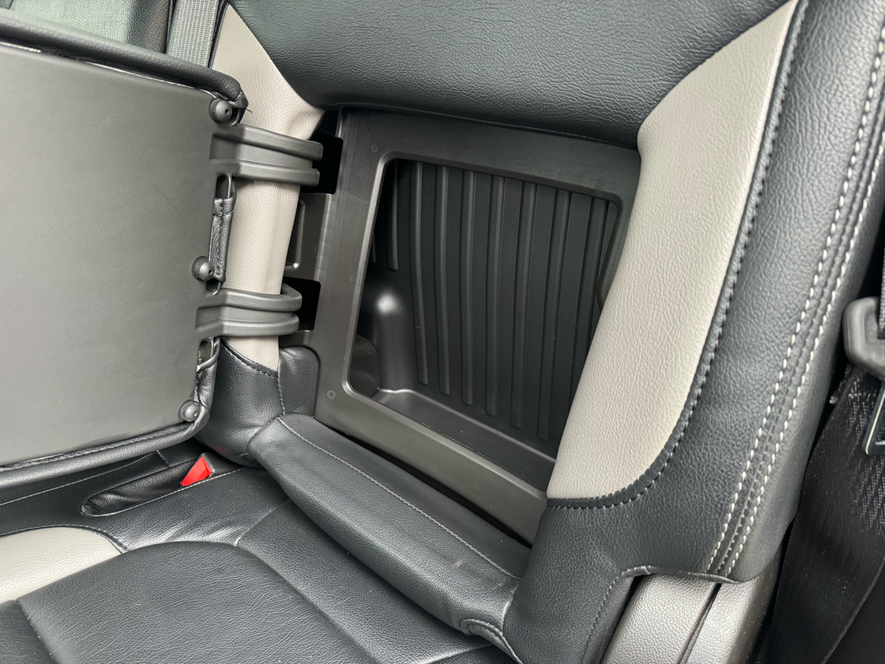 GMC Sierra 1500 Limited 4WD Crew Cab 147" Elevation 2022