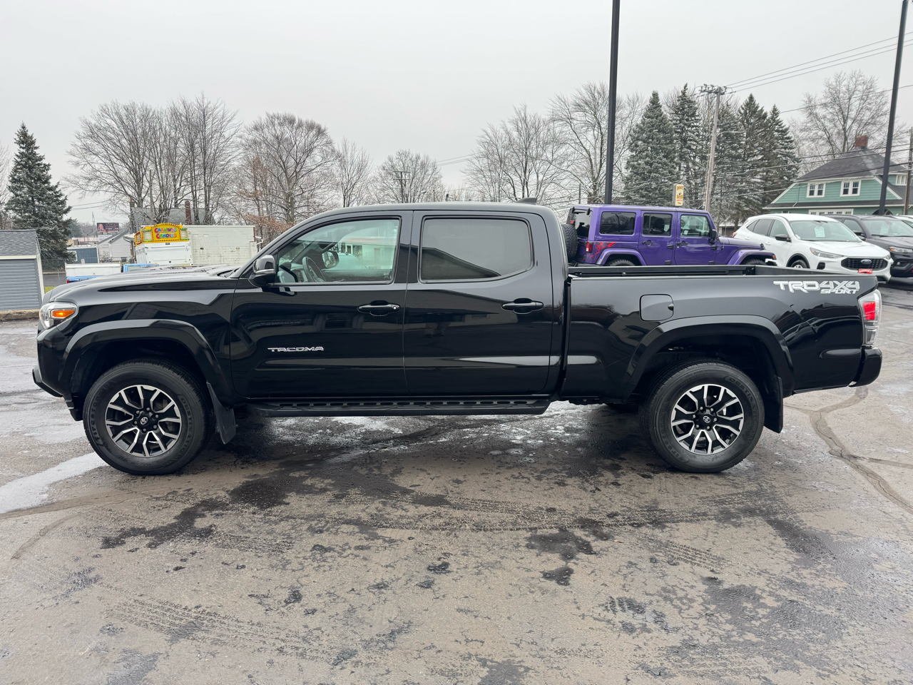 Toyota Tacoma 4WD TRD Sport Double Cab 6' Bed AT (Natl) 2021