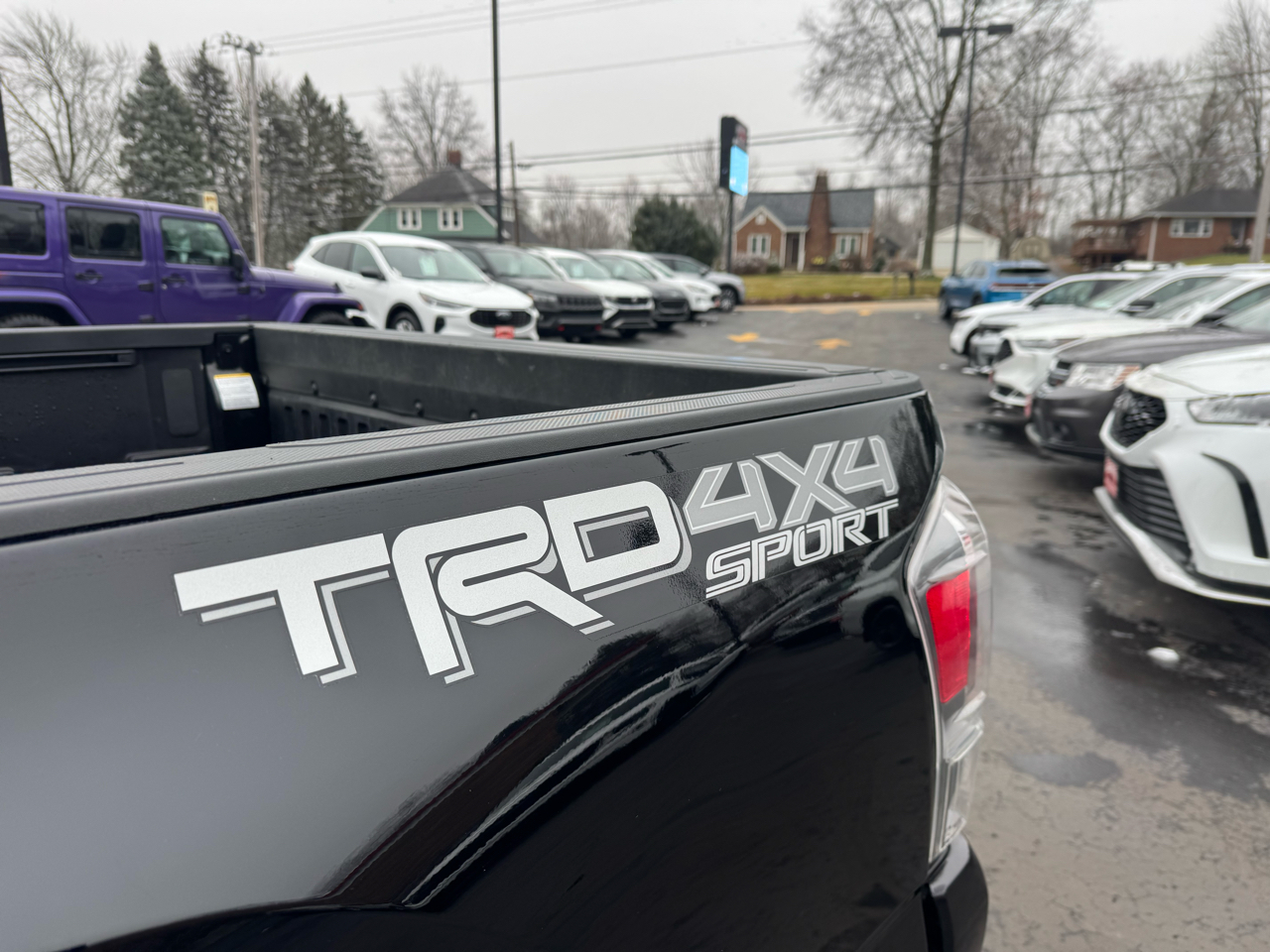 Toyota Tacoma 4WD TRD Sport Double Cab 6' Bed AT (Natl) 2021