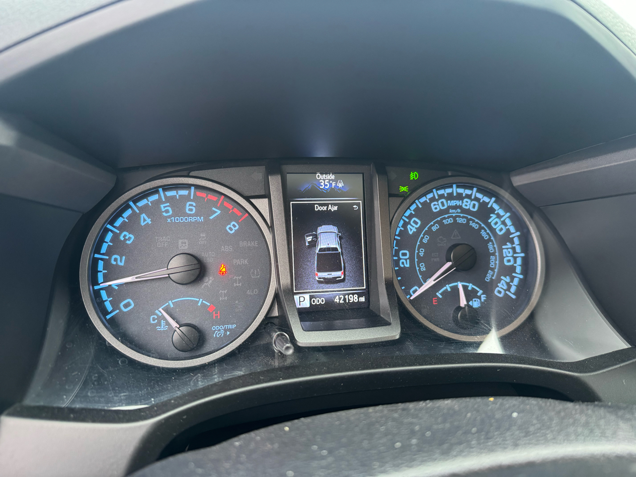 Toyota Tacoma 4WD TRD Sport Double Cab 6' Bed AT (Natl) 2021