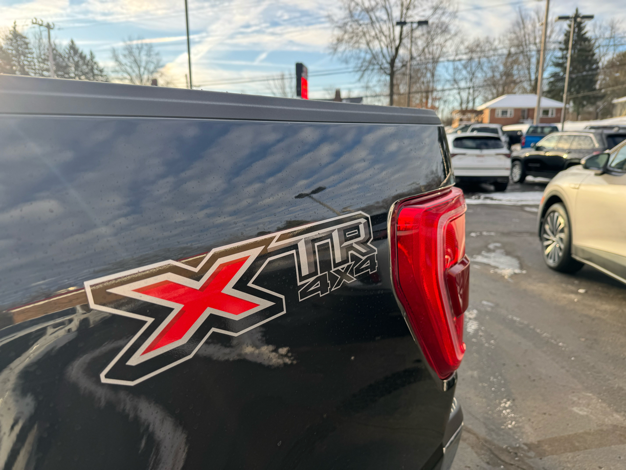 Ford F-150 XLT SuperCrew 5.5-ft. Bed 4WD 2023