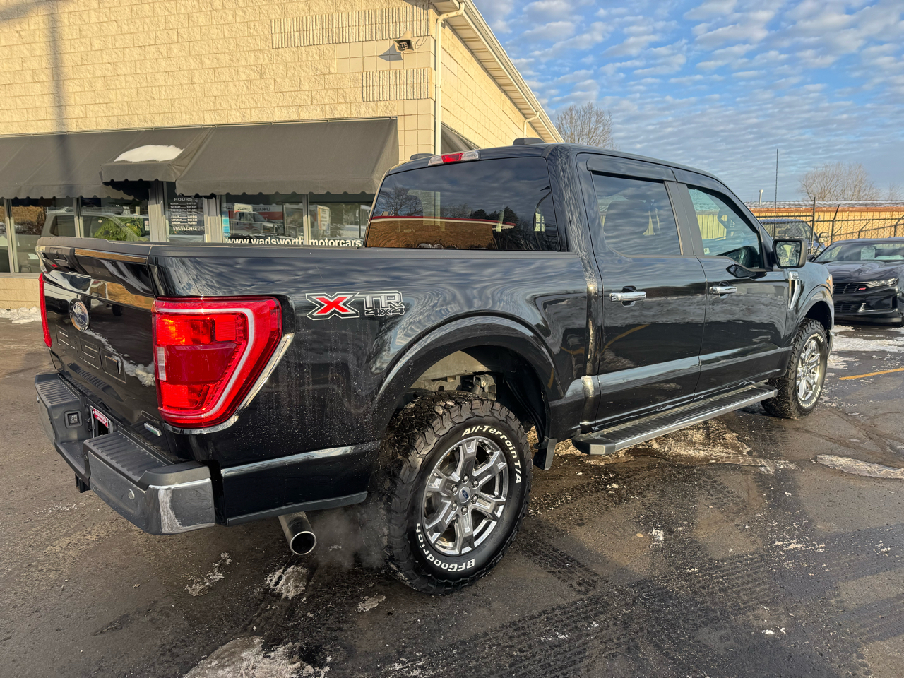 Ford F-150 XLT SuperCrew 5.5-ft. Bed 4WD 2023