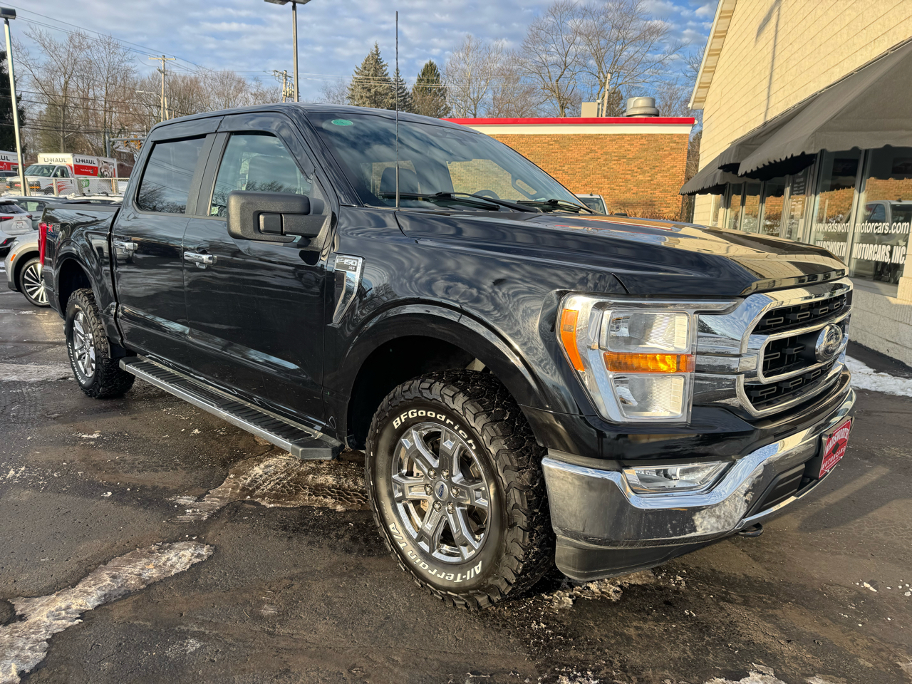 Ford F-150 XLT SuperCrew 5.5-ft. Bed 4WD 2023
