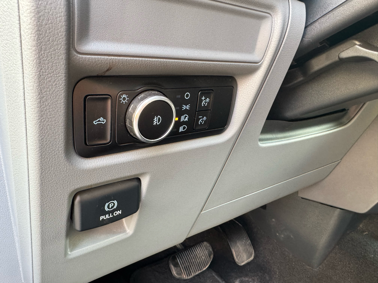 Ford F-150 XLT SuperCrew 5.5-ft. Bed 4WD 2023