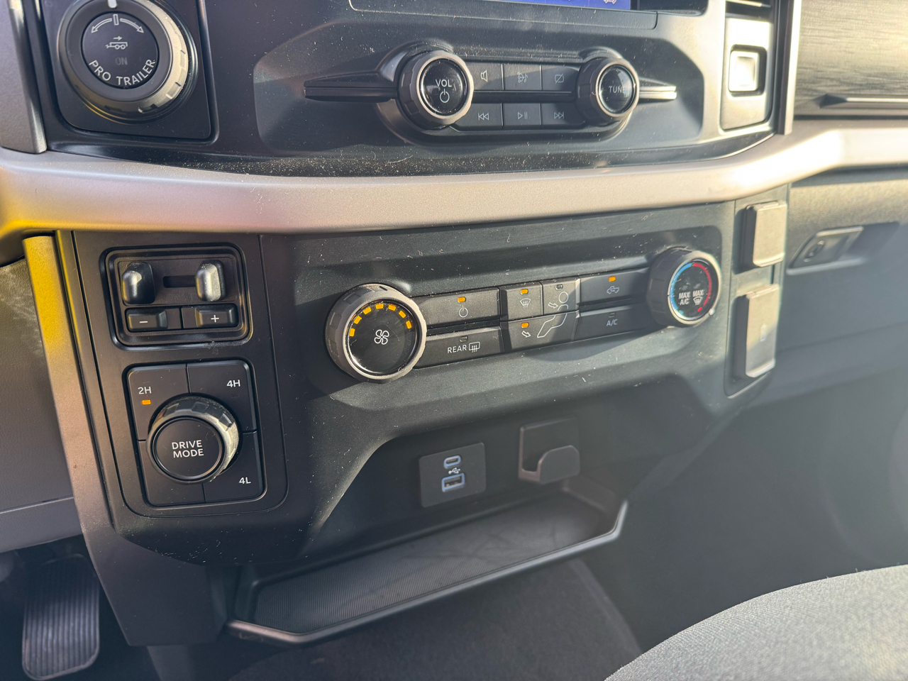 Ford F-150 XLT SuperCrew 5.5-ft. Bed 4WD 2023