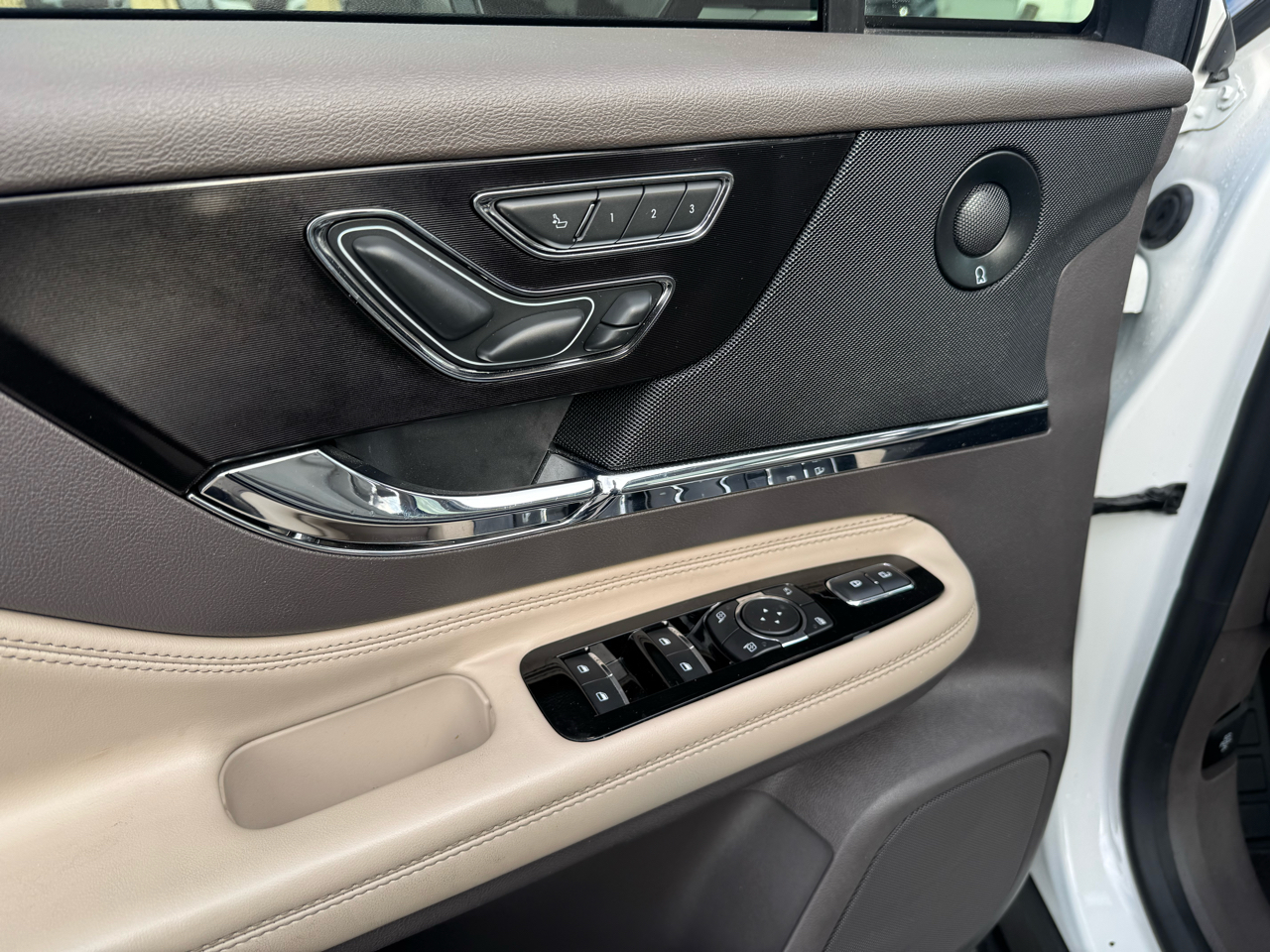 Lincoln Corsair Reserve AWD 2021