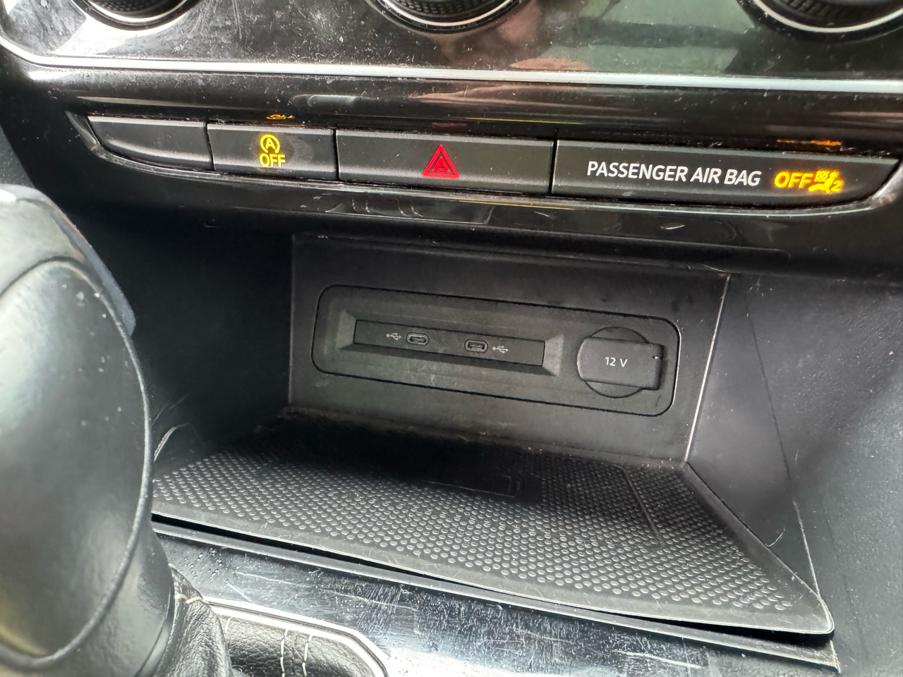 Volkswagen Atlas Cross Sport 3.6L V6 SEL Premium R-Line 4MOTION 2021