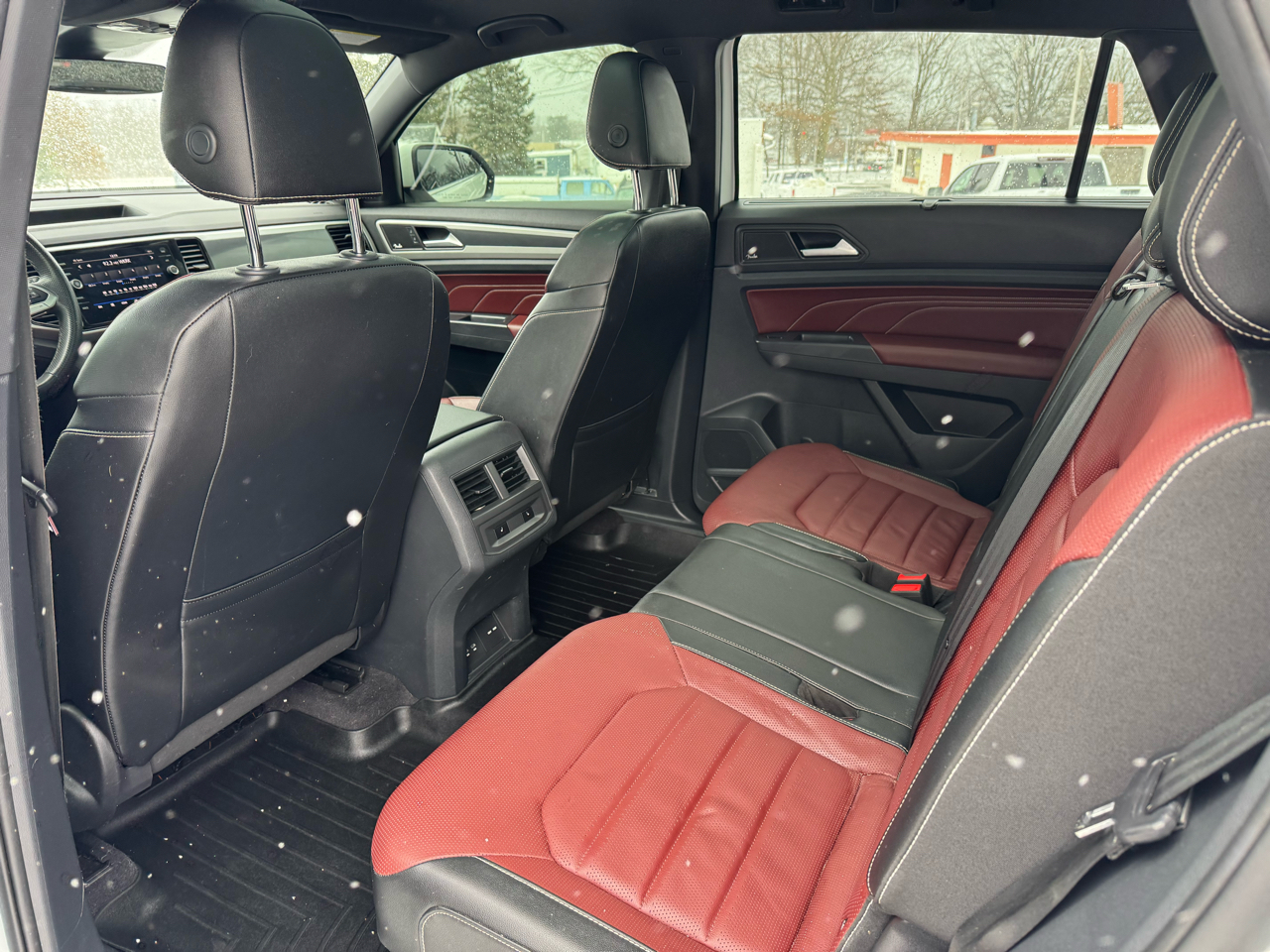 Volkswagen Atlas Cross Sport 3.6L V6 SEL Premium R-Line 4MOTION 2021