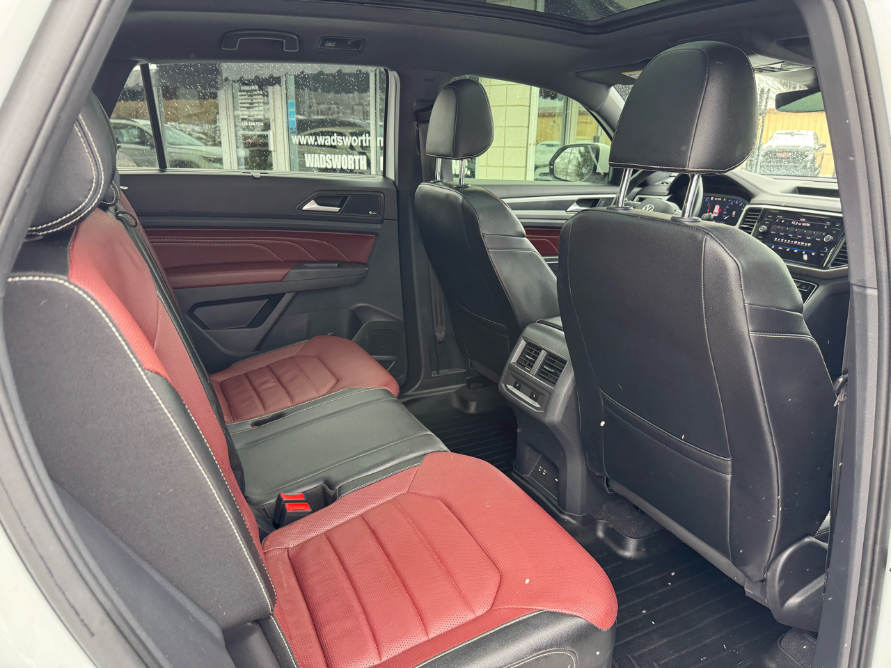 Volkswagen Atlas Cross Sport 3.6L V6 SEL Premium R-Line 4MOTION 2021