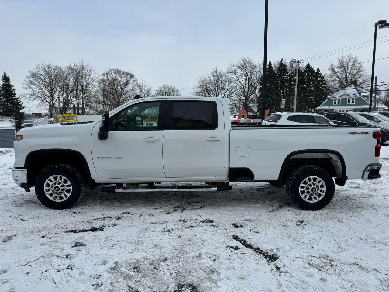 Chevrolet Silverado 2500HD 4WD Crew Cab 172" LT 2024