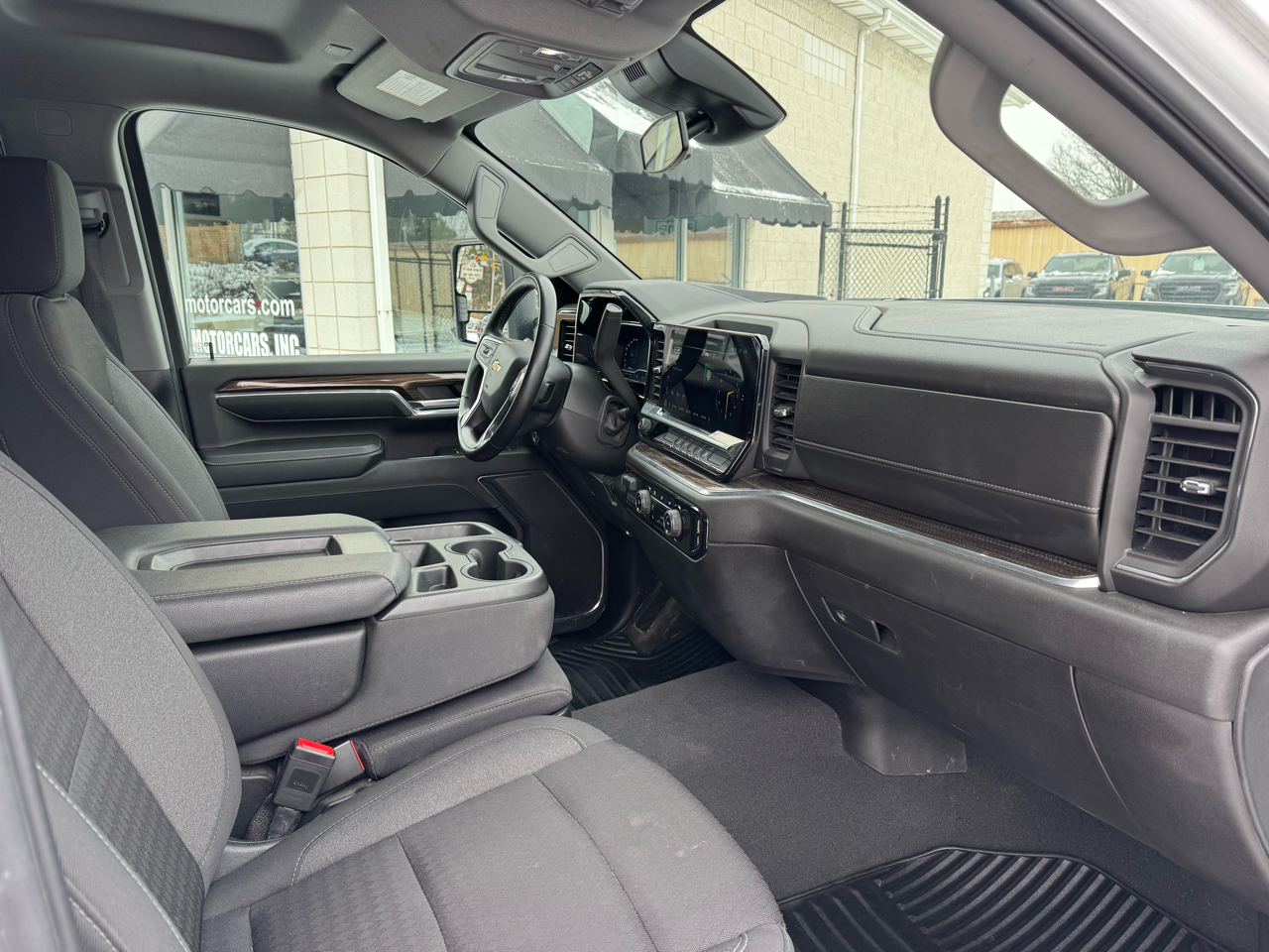 Chevrolet Silverado 2500HD 4WD Crew Cab 172" LT 2024