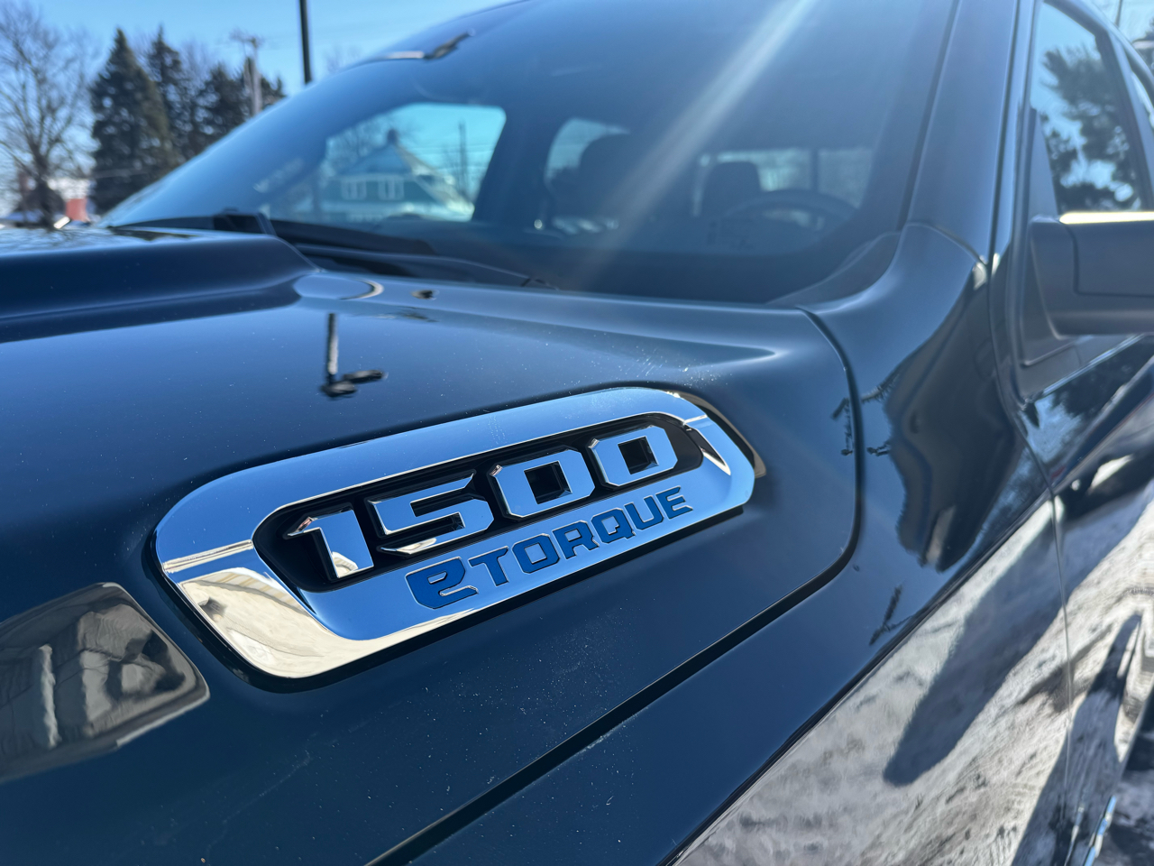 RAM 1500 Big Horn 4x4 Quad Cab 6'4" Box 2022