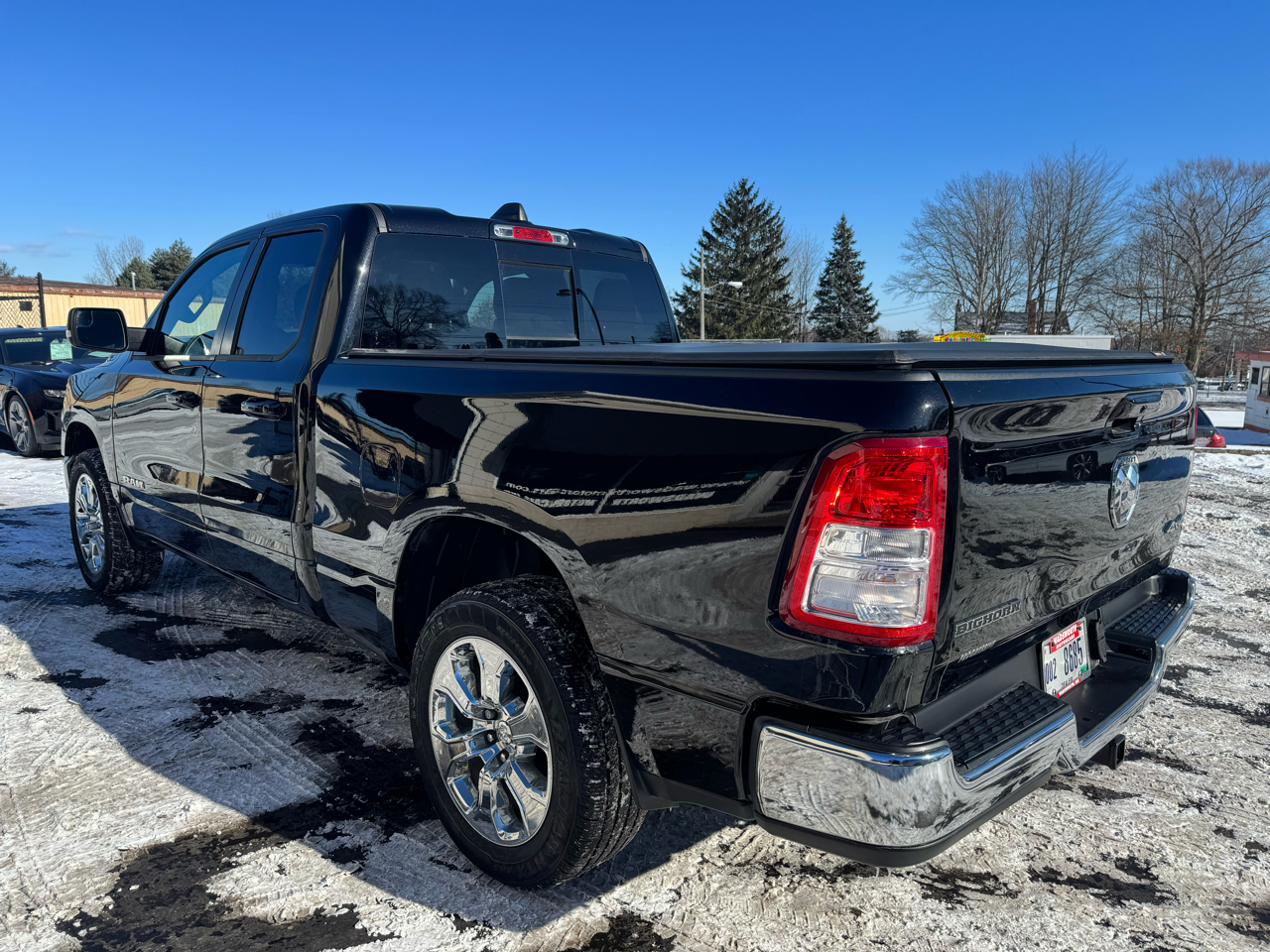 RAM 1500 Big Horn 4x4 Quad Cab 6'4" Box 2022
