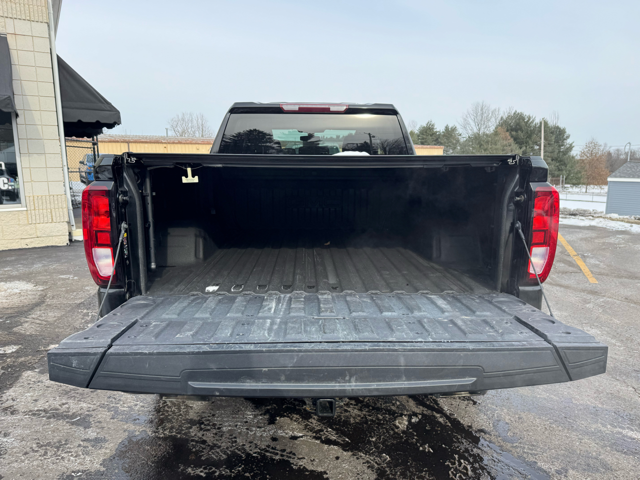 GMC Sierra 1500 Limited 4WD Double Cab 147" Elevation 2022