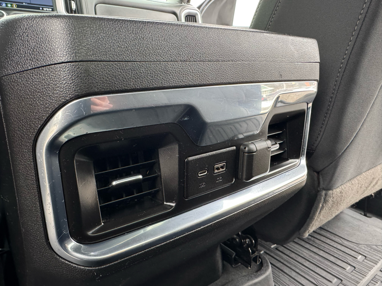 GMC Sierra 1500 Limited 4WD Double Cab 147" Elevation 2022