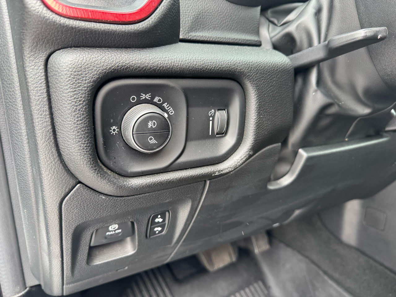 RAM 1500 Rebel Crew Cab 4WD 2023