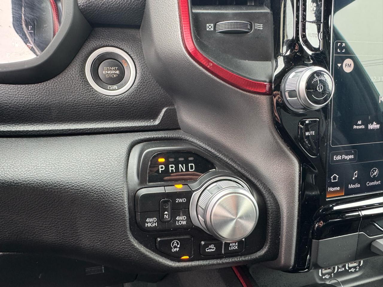 RAM 1500 Rebel Crew Cab 4WD 2023