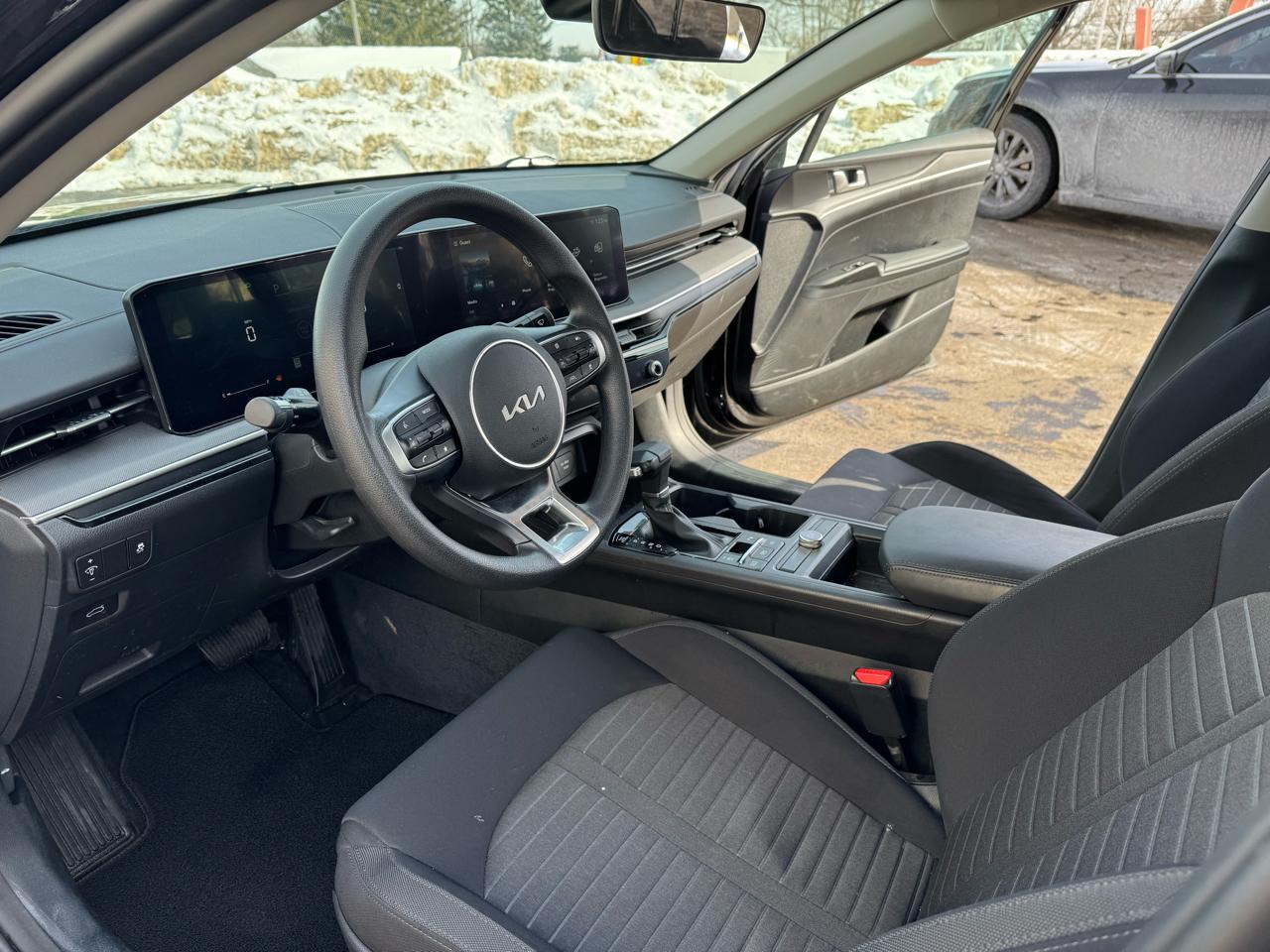 Kia K5 LXS Auto FWD 2025