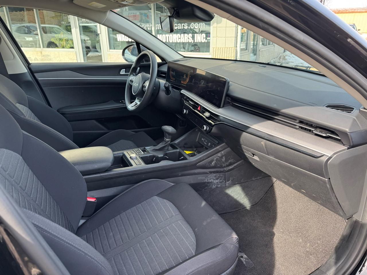 Kia K5 LXS Auto FWD 2025