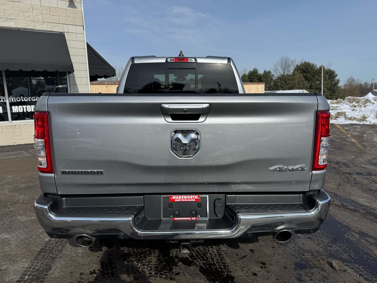 RAM 1500 Big Horn 4x4 Quad Cab 6'4" Box 2021