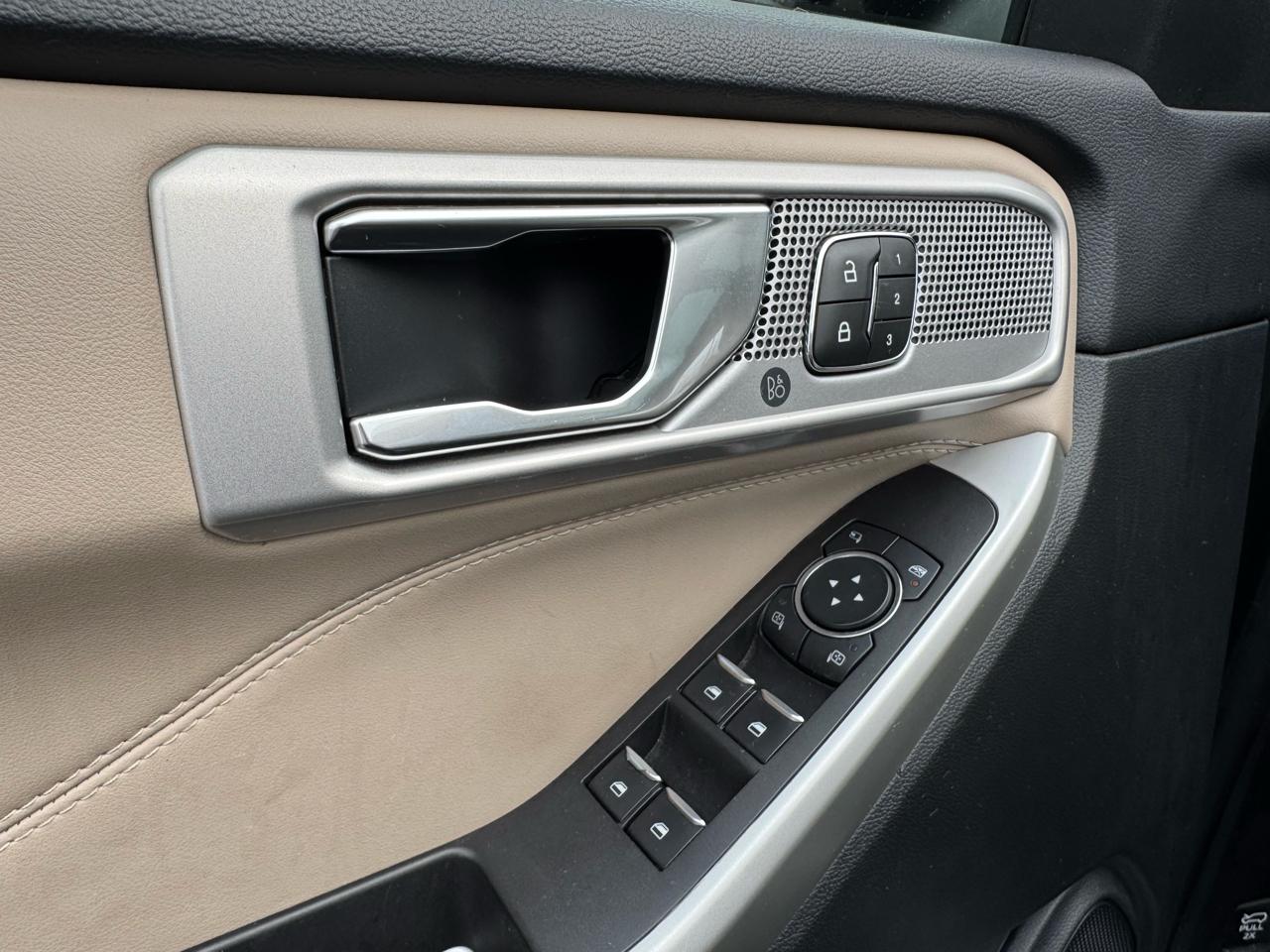 Ford Explorer Limited 4WD 2022