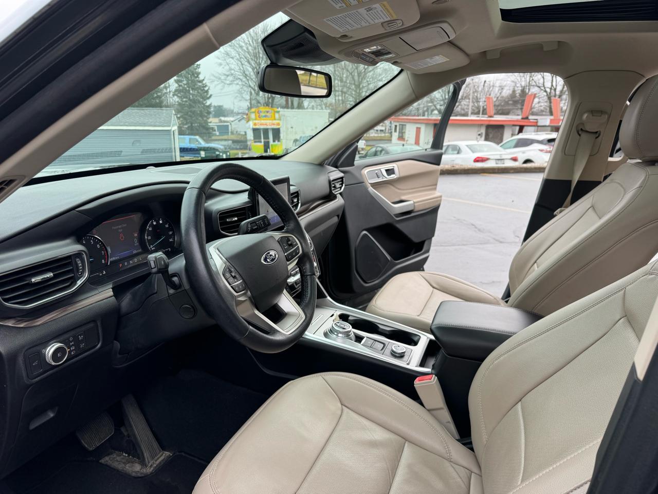 Ford Explorer Limited 4WD 2022