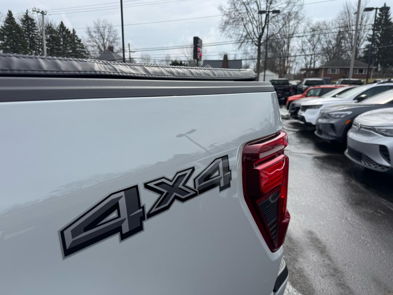 Ford F-150 XLT 4WD SuperCrew 5.5' Box 2024