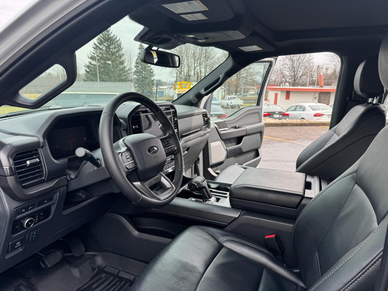 Ford F-150 XLT 4WD SuperCrew 5.5' Box 2024