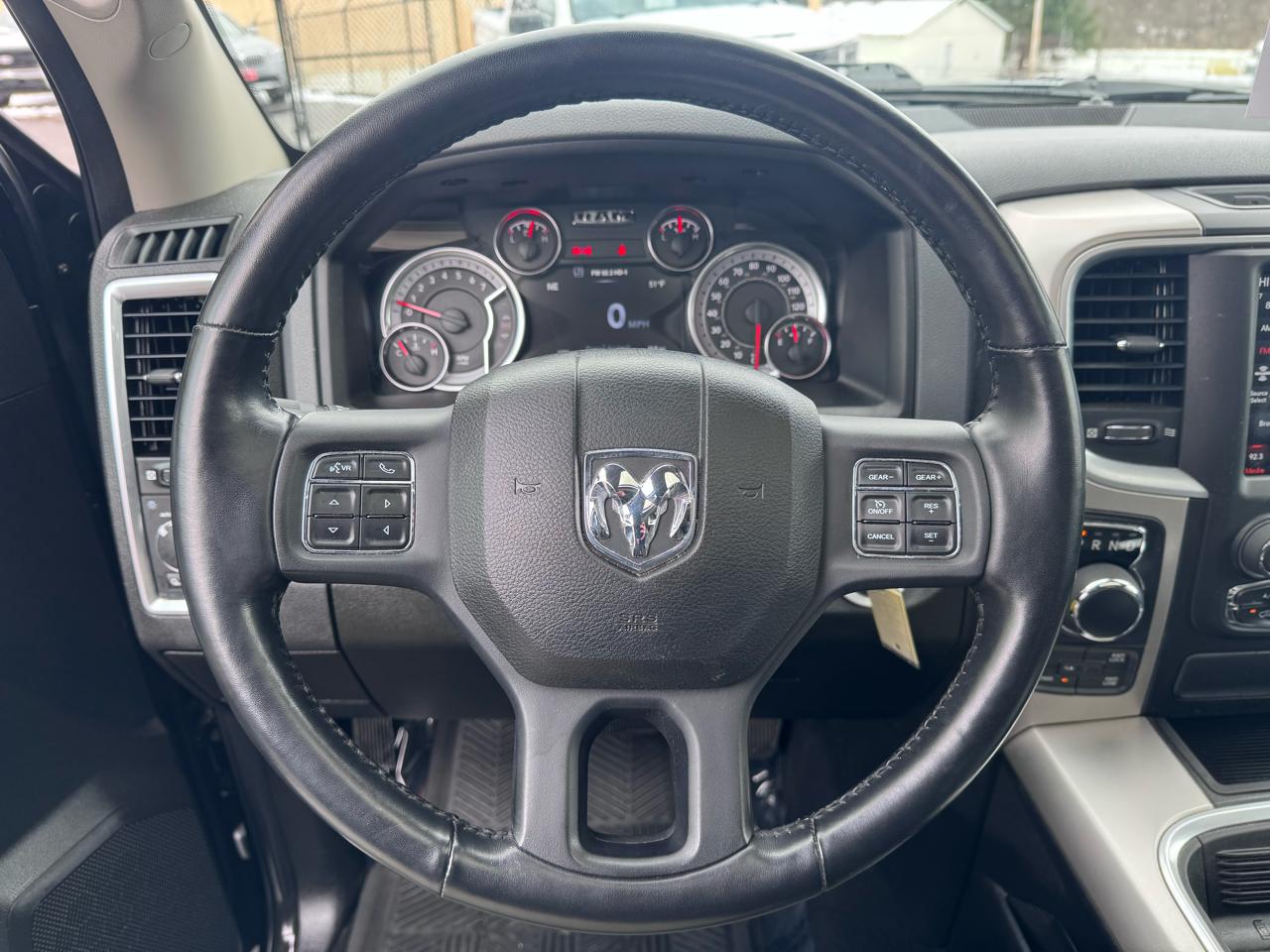 RAM 1500 Classic Warlock 4x4 Crew Cab 5'7" Box 2020