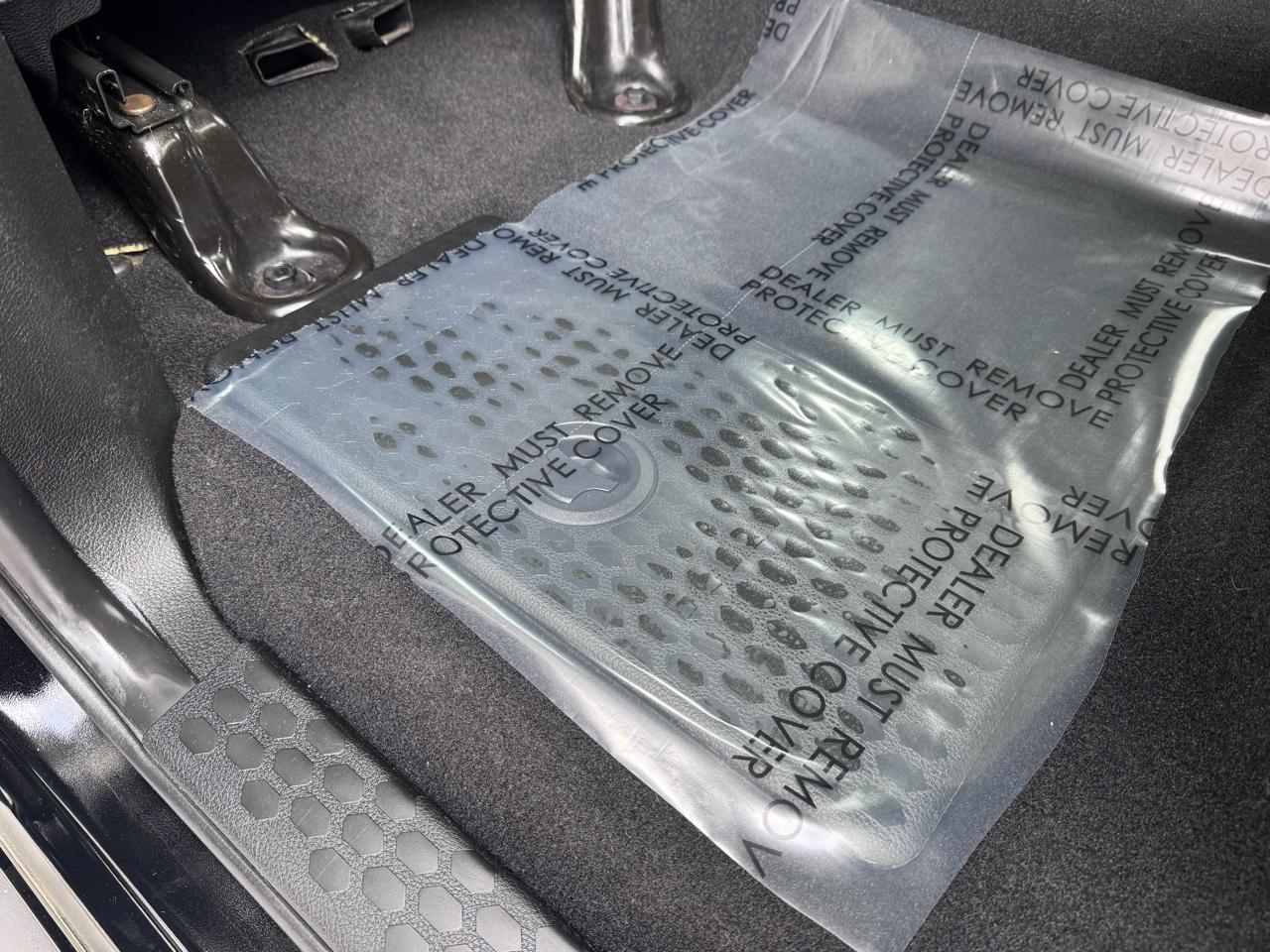 RAM 1500 Classic Warlock 4x4 Crew Cab 5'7" Box 2020