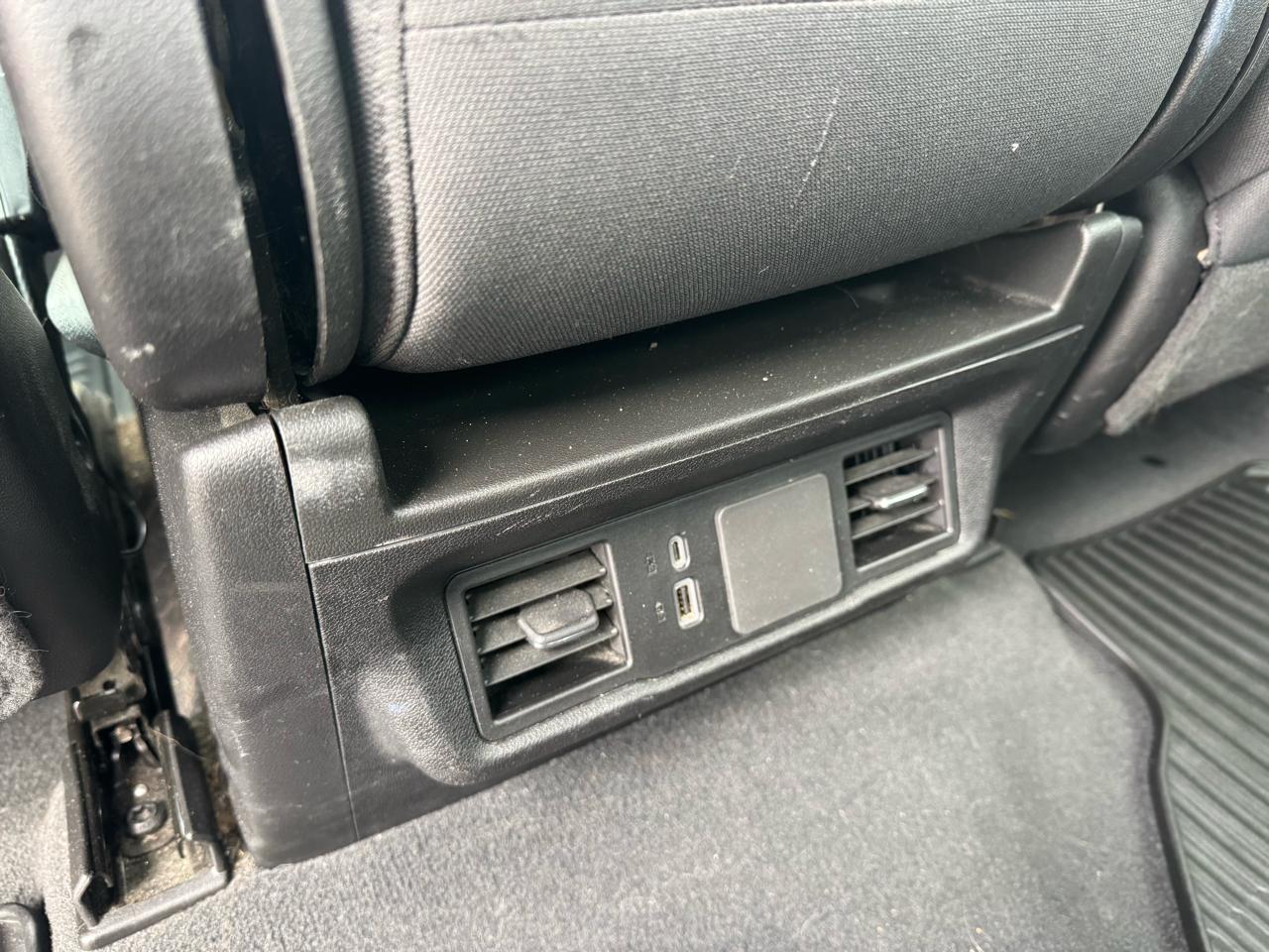 GMC Sierra 1500 4WD Crew Cab 157" Pro 2024