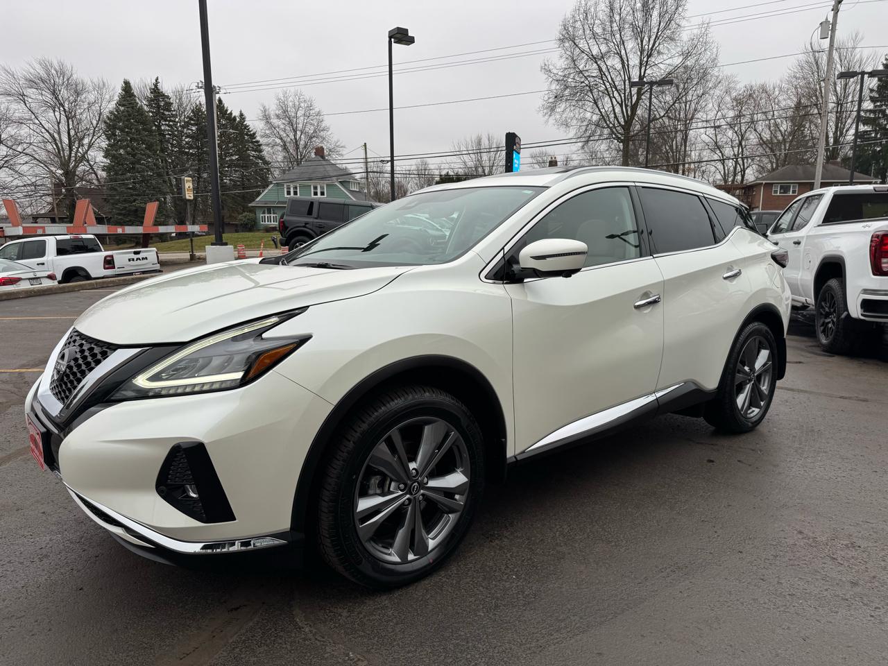 2023 Nissan Murano AWD Platinum