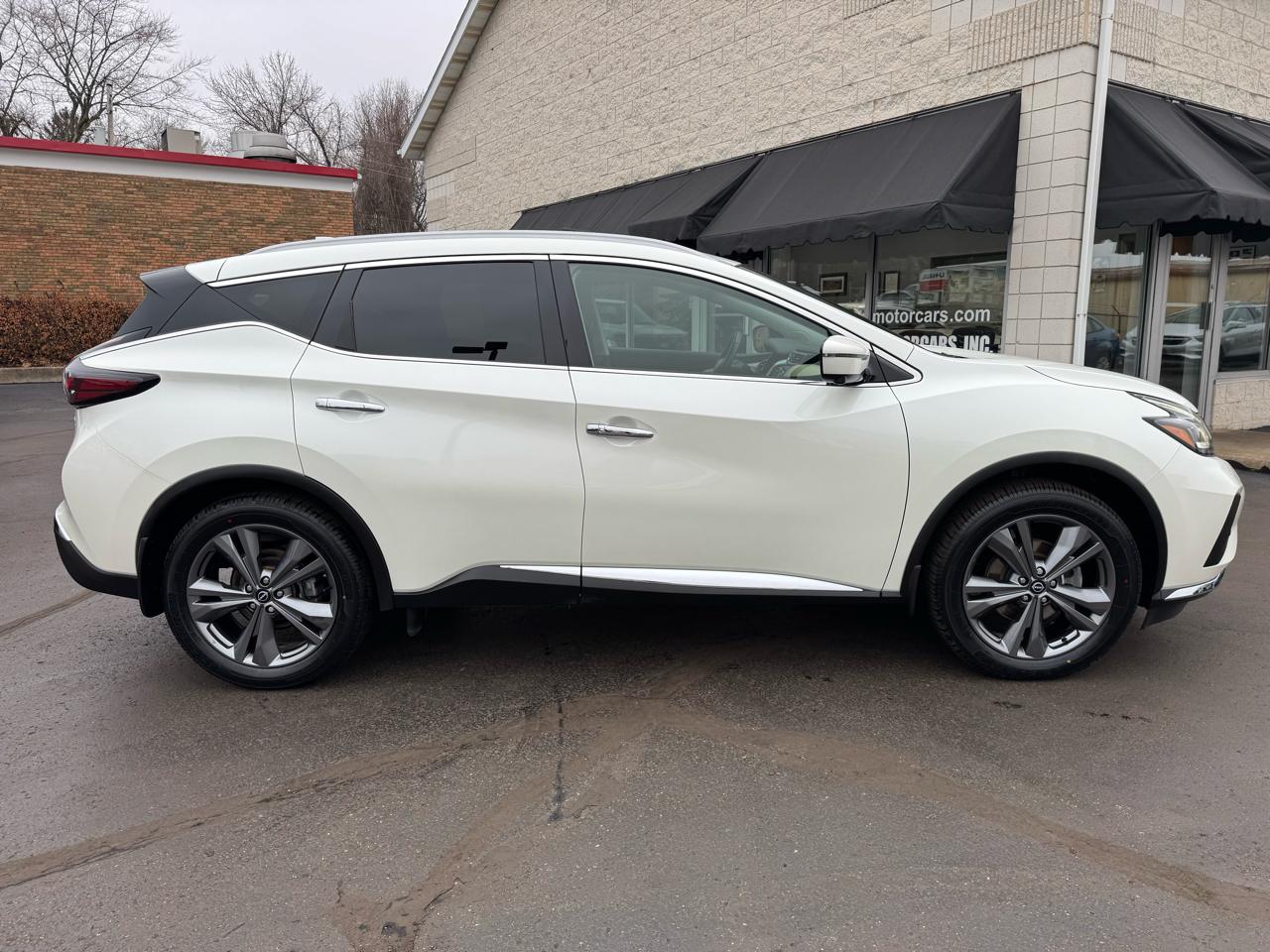 Nissan Murano AWD Platinum 2023