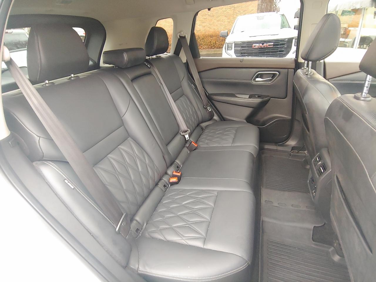 Nissan Rogue AWD Platinum 2021