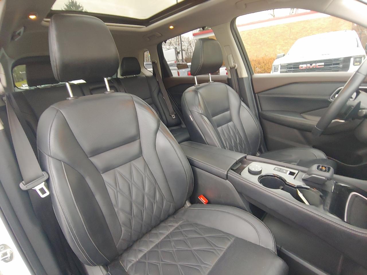 Nissan Rogue AWD Platinum 2021