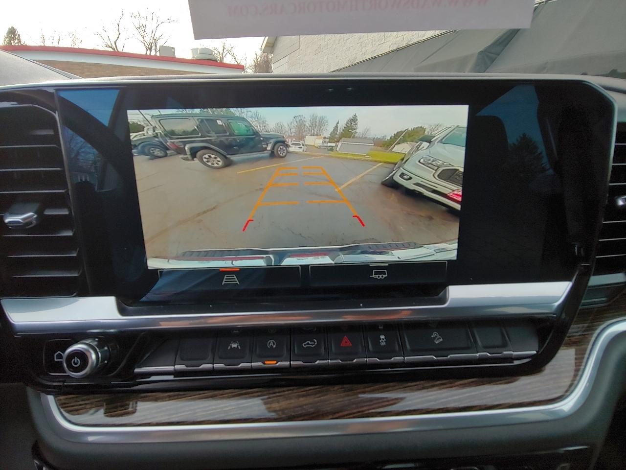 GMC Sierra 1500 4WD Crew Cab 157" Elevation 2023