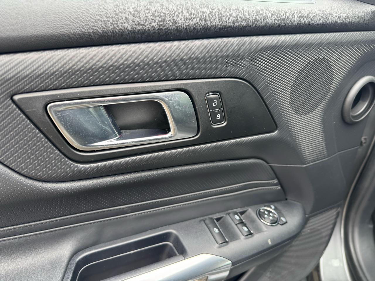 Ford Mustang EcoBoost Convertible 2025