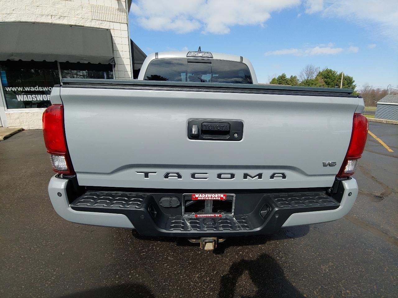 Toyota Tacoma TRD Off Road Double Cab 5' Bed V6 4x4 AT (Natl) 2018