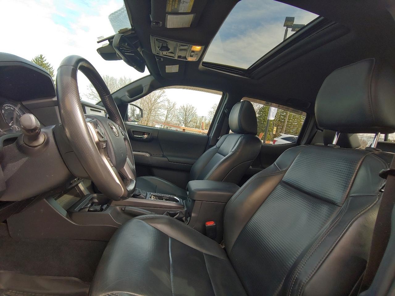 Toyota Tacoma TRD Off Road Double Cab 5' Bed V6 4x4 AT (Natl) 2018