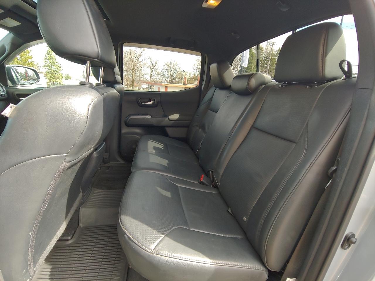 Toyota Tacoma TRD Off Road Double Cab 5' Bed V6 4x4 AT (Natl) 2018