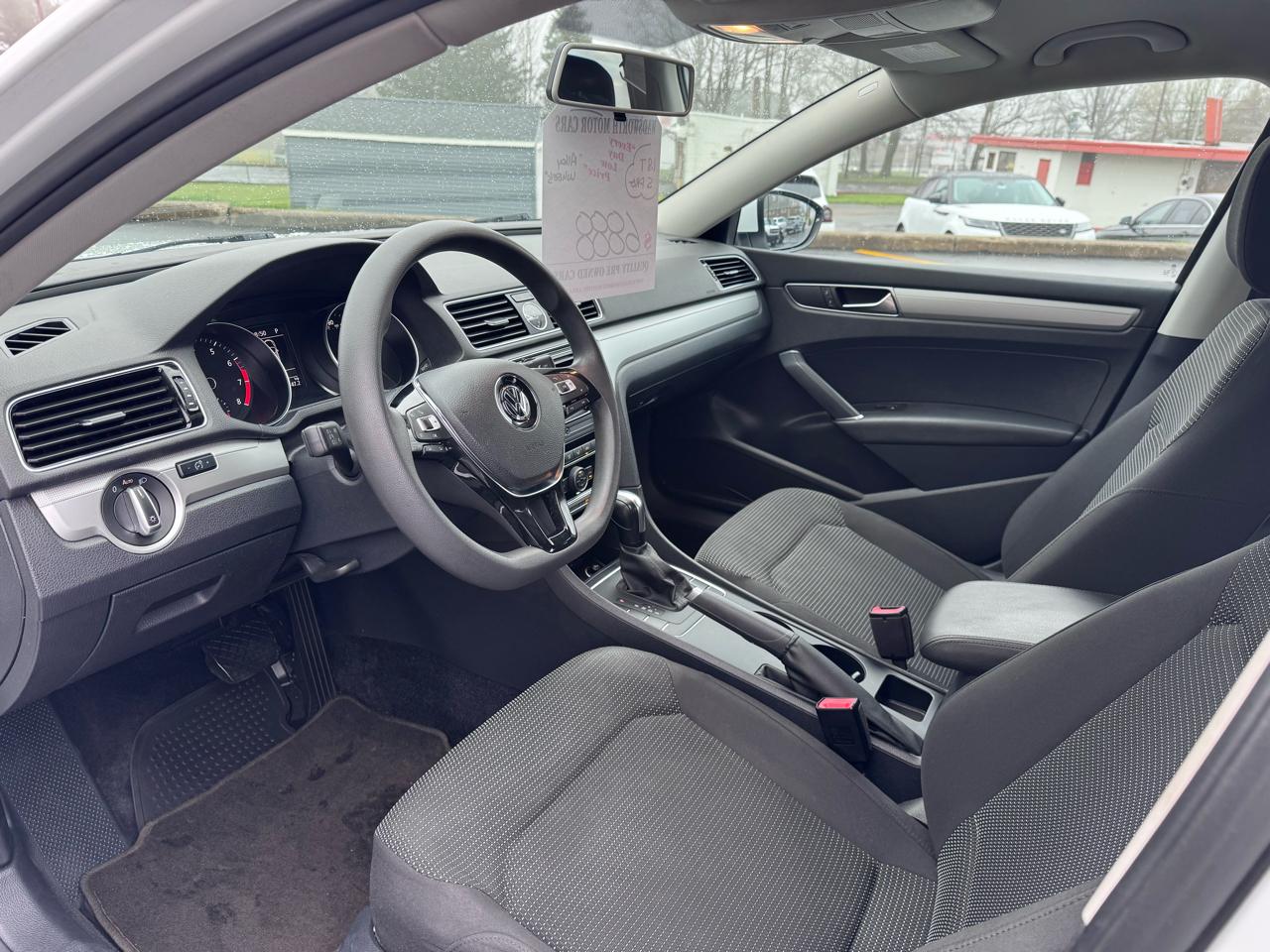 Volkswagen Passat 1.8T S Auto 2017