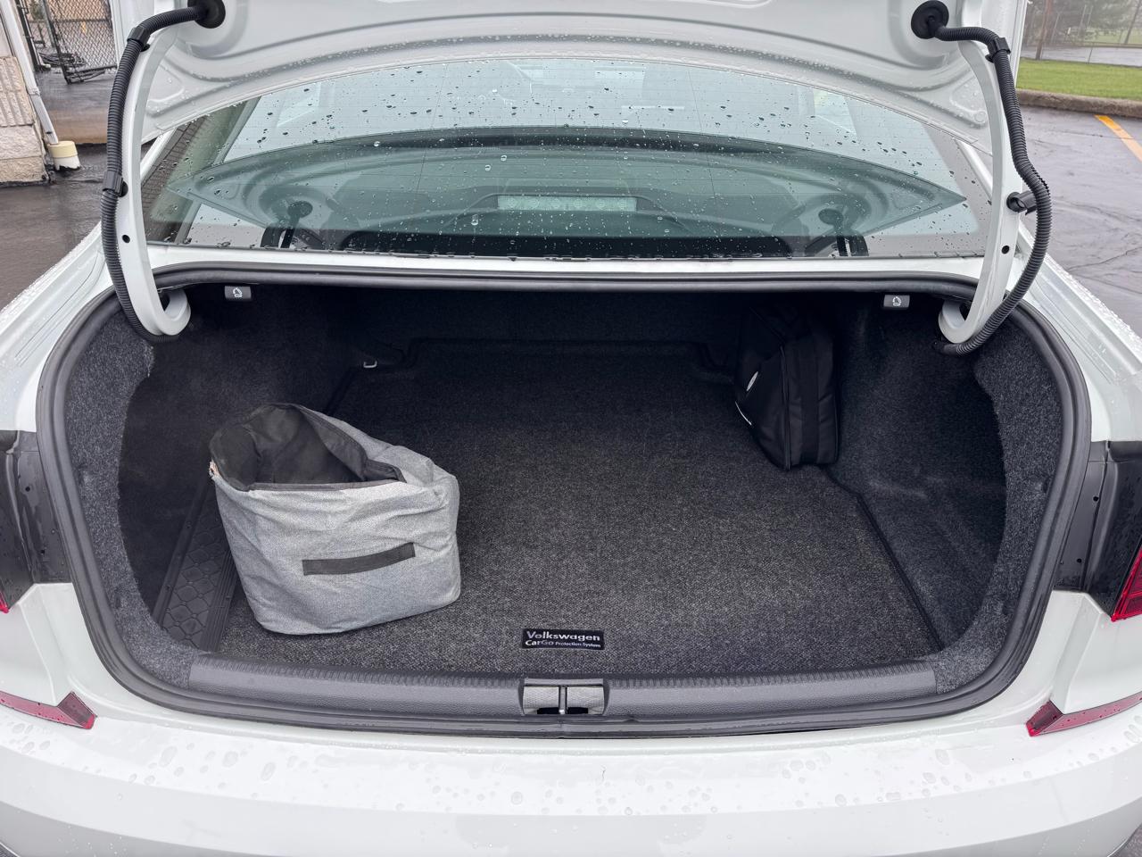 Volkswagen Passat 1.8T S Auto 2017