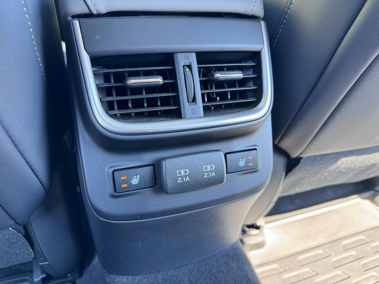 Subaru Outback Limited XT CVT 2021