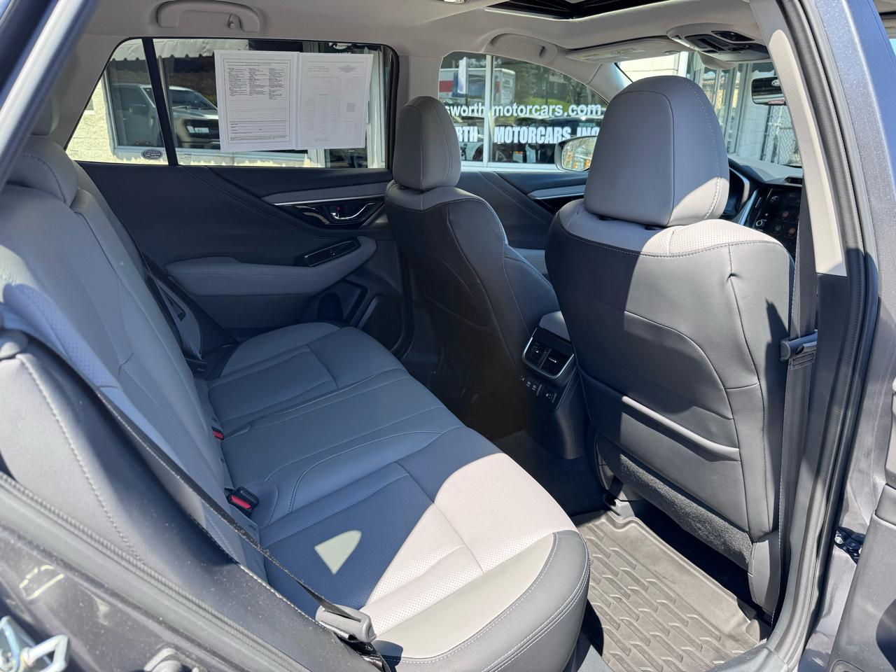 Subaru Outback Limited XT CVT 2021