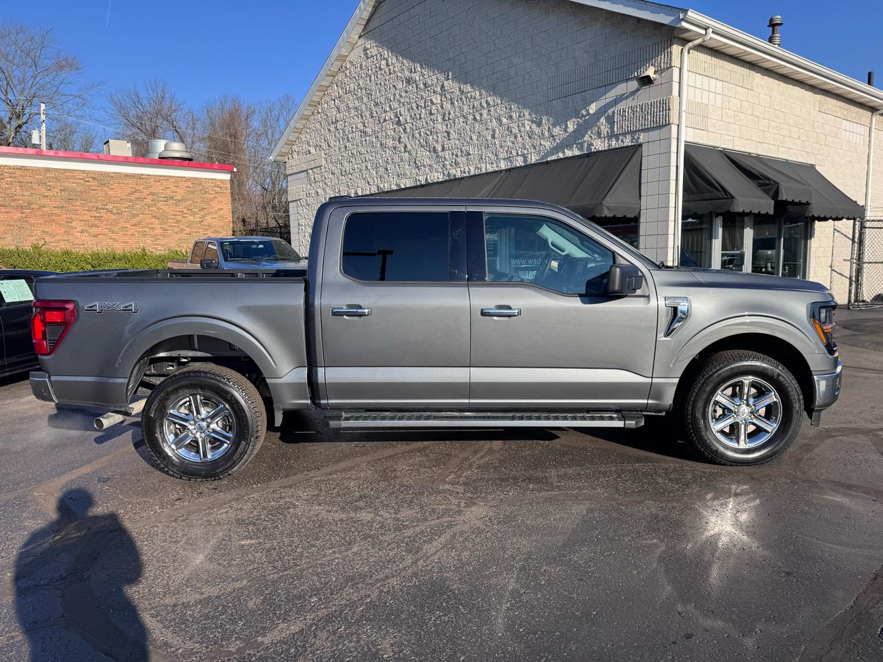 Ford F-150 XLT 4WD SuperCrew 5.5' Box 2025