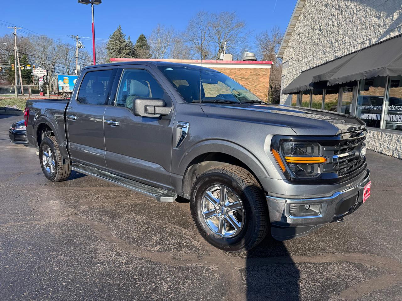 Ford F-150 XLT 4WD SuperCrew 5.5' Box 2025